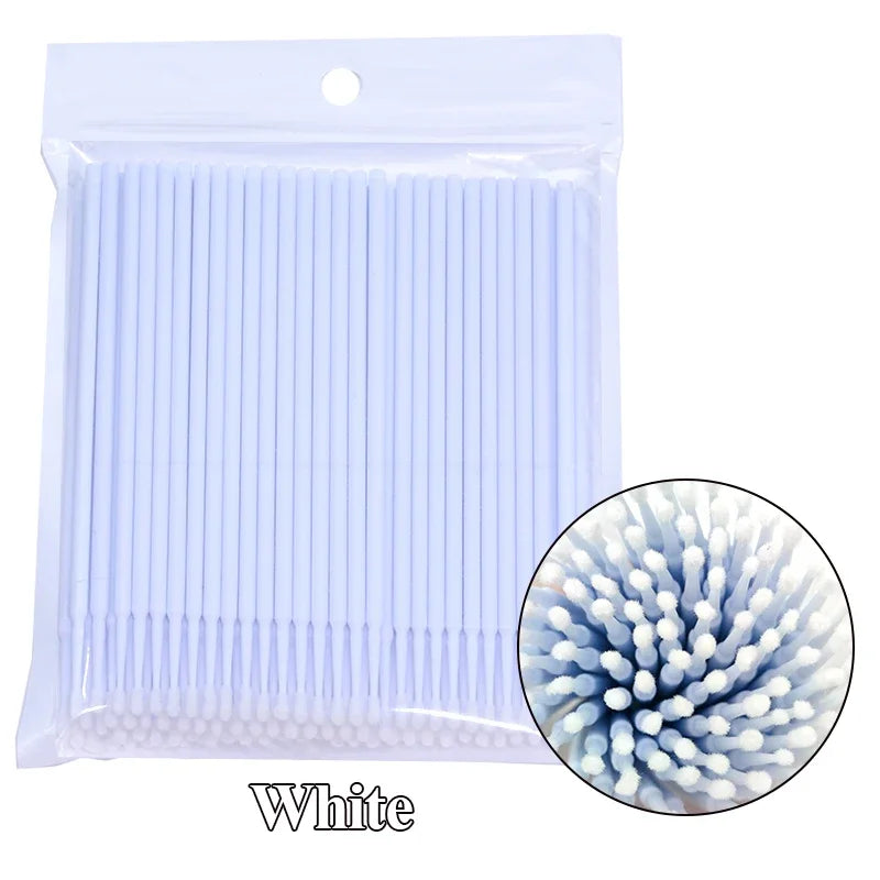 100PCS Cepillos de limpieza de pestañas – Micro algodón Swabs para extensiones de lash y eliminación de maquillaje