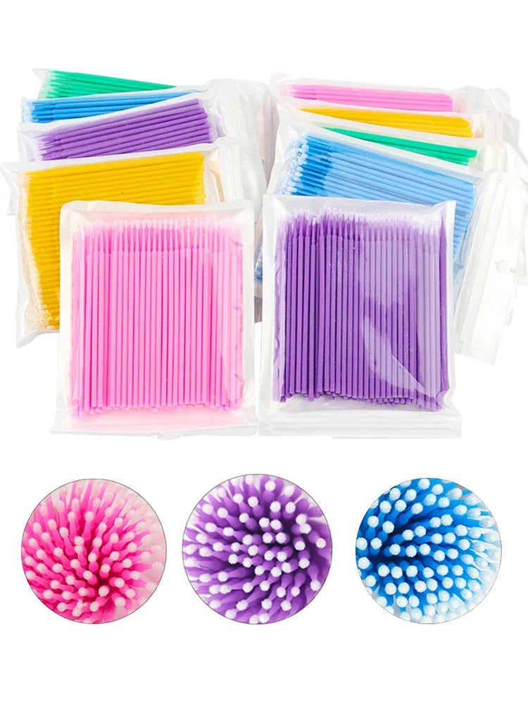 100PCS Cepillos de limpieza de pestañas – Micro algodón Swabs para extensiones de lash y eliminación de maquillaje