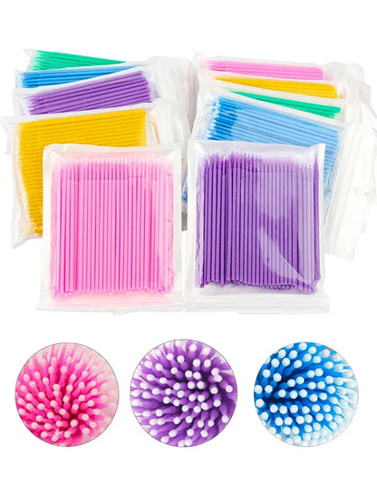 100PCS Cepillos de limpieza de pestañas – Micro algodón Swabs para extensiones de lash y eliminación de maquillaje