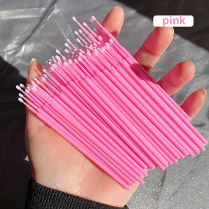 100PCS Cepillos de limpieza de pestañas – Micro algodón Swabs para extensiones de lash y eliminación de maquillaje